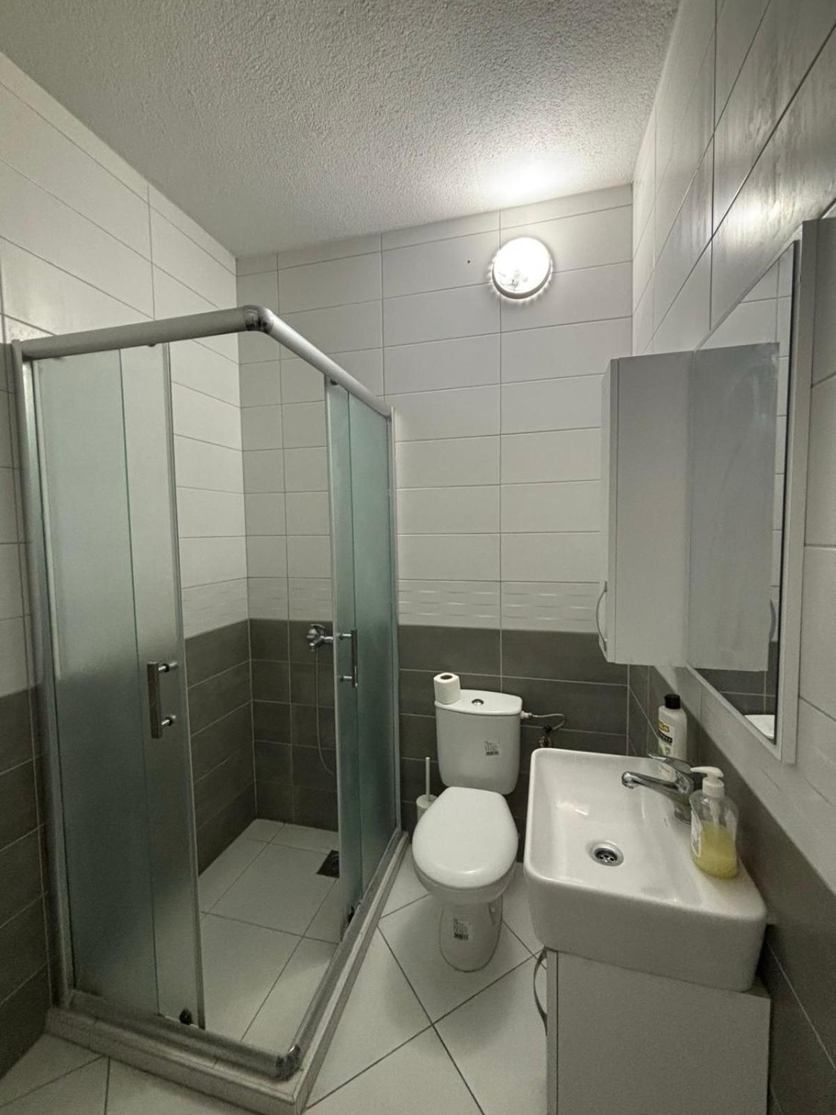 Luna Apartments ゲヴゲリヤ エクステリア 写真